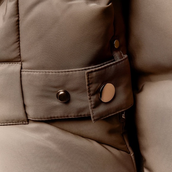 ZARA LONGLINE HOODED QUILTED FEATHER AND DOWN COAT - Picture 10 of 13